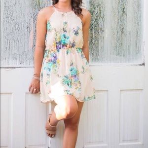 FOREVER 21 CONTEMPORARY Women’s Floral Dress